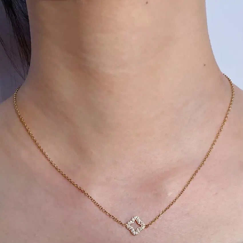 Stahlhalsband mit 18K Vergoldung + CZ 43+5 cm