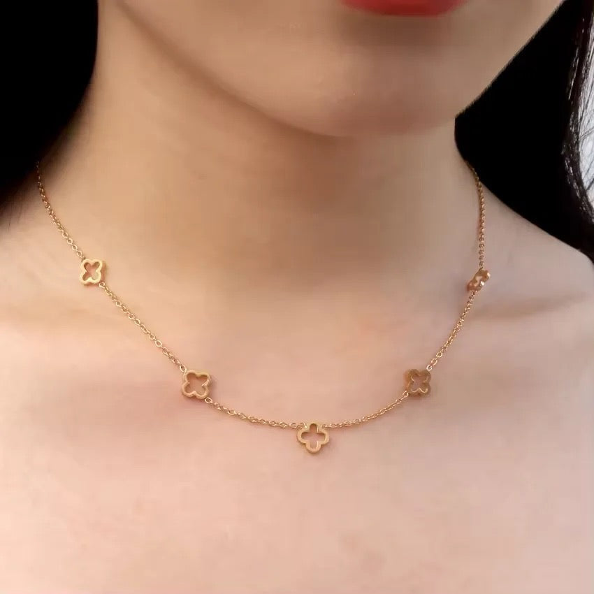 Stahlhalsband mit 18K Vergoldung 41+5 cm